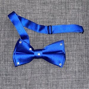 Bow tie blue